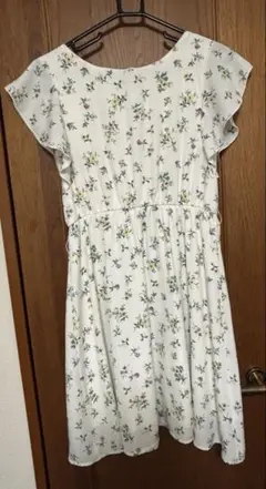 any SIS 花柄ワンピース　白　サイズ1
