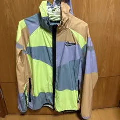 Nike マルチカラー ウィンドブレーカー レディースXL メンズ　M