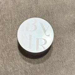 byur バイユア　セラムフィットルースフェイスパウダー　02 パール