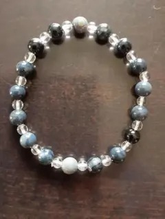 天然石天眼石と水晶のブレスレット