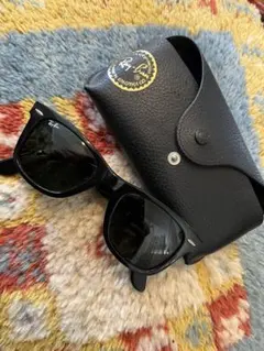 Ray-Ban Wayfarer サングラス ブラック ケース付き　眼鏡拭きなし
