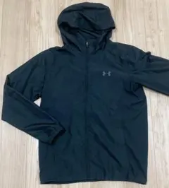 UNDER ARMOUR ウインドブレーカー ブラック フード付き　Lサイズ