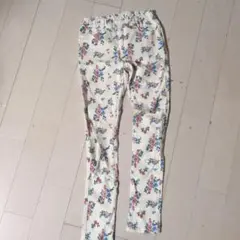 branshes 花柄ロングパンツ 140サイズ