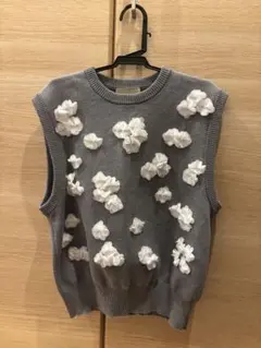 UNITED ARROWS 3Dフラワーモチーフ ノースリーブ ニットベスト