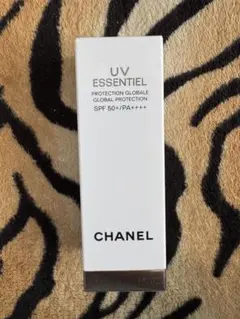 CHANEL UV エサンシエル SPF50+/PA++++のサムネイル