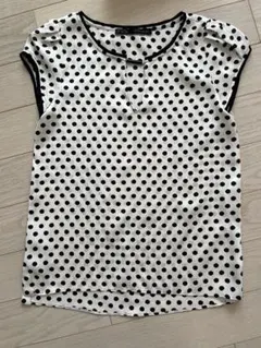 値下げ！ZARA BASIC ドット柄 パフスリーブブラウス　XSのサムネイル