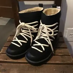 シェイクインクローク　レースアップショートブーツ　内側ボア