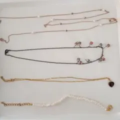 まとめ売り！ ネックレス 5本　　　　　　　　　 ブレスレット1本