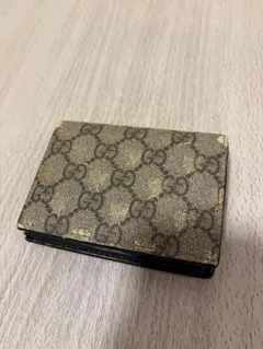 Gucci GG 2つ折り財布