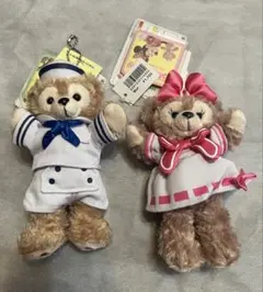 ダッフィー　シェリーメイ　ぬいぐるみバッチ　キーホルダーセット