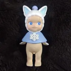ソニーエンジェル　ウィンターワンダーランド シークレット　雪の妖精キツネ 粉雪が舞う幻想的なソニーエンジェルの冬景色「Sonny Angel mini