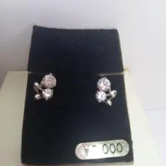 クリスタル付き花デザインイヤリング