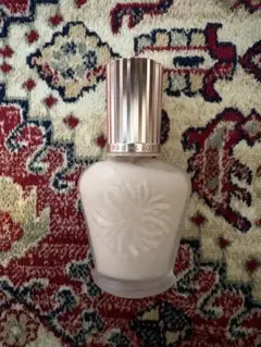 PAUL & JOE ILLUMINATING PRIMER 01