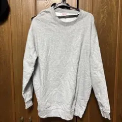 グレー クルーネック トレーナー