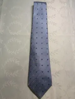 アクアスキュータム　ネクタイ