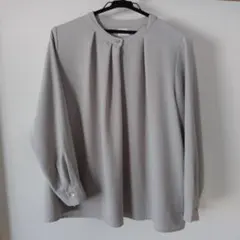 URBANRESEARCH DOORS グレージュ 長袖ブラウス ボタン付き