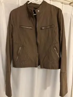 ZARA スタッズ付き ライダースジャケット ブラウンのサムネイル