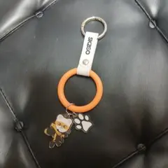 ジニレット つり革風キーホルダー