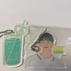 SEVENTEEN ホシ　アクリルキーホルダー　２点セット