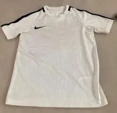 Nike Dri-FIT ホワイトシャツ Sサイズ