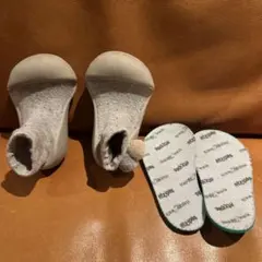 アティパス ポンポン グレー＋中敷き　12.0 12.5cm