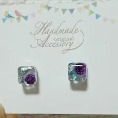 No.19 ハンドメイドピアス　ドライフラワーと琉球ガラス