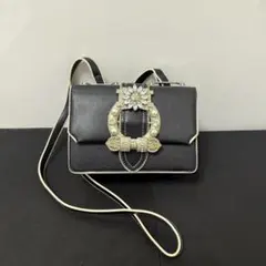 ビジュー付き黒ショルダーバッグ