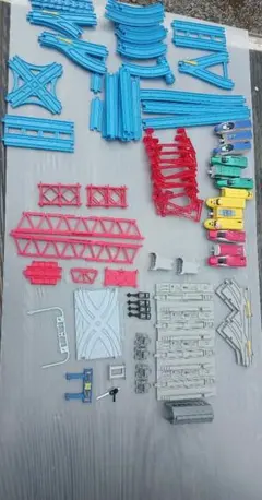 プラレール レールパーツ　トンネル　車両　踏み切り等まとめ品