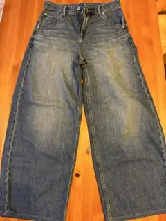 UNIQLO バギーカーブジーンズ23 股下６６