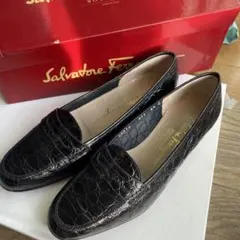 Salvatore Ferragamo クロコダイルレザー