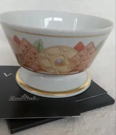 Item thumbnail for item 8b03423d-da2f-46d6-8d77-36cff016e3b3