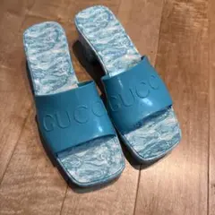 GUCCI 水色マーブル ヒールサンダル