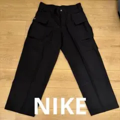 ナイキ　ブラック カーゴパンツ ワークパンツのサムネイル