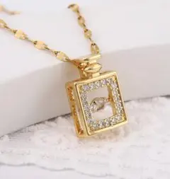 サージカルステンレス 【激かわ♡】 金アレ czダイヤ 香水ビン✨ ネックレスのサムネイル