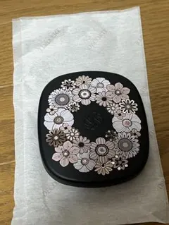 コスメデコルテ2025クリスマスコフレアイシャドウ