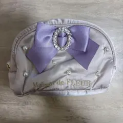 Maison de FLEUR 新品未使用　ピンク　パール　リボン　ポーチのサムネイル