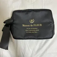 Maison de FLEUR ブラックポーチ リボン付き