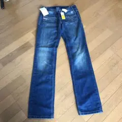 未使用タグ付きジーンズ　diesel ディーゼル　未使用　16歳　大人Sでも