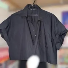 ZARA Yシャツ 黒 半袖 ブラウス クロップドポプリンシャツ