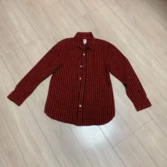 チェックシャツ