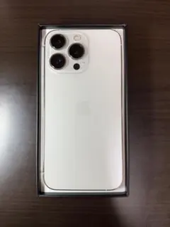 【極美品】 iPhone13Pro 256GBシルバー simフリー フィルム付