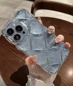 新品未使用　キルティング　ラメ　キラキラ　iPhone17ケース　クリア　スマホ