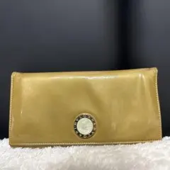 BVLGARI 長財布 エナメル レザー ゴールド　サークルロゴのサムネイル