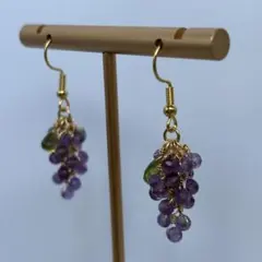 3.ぶどう　アメジスト　ペリドット　ピアス