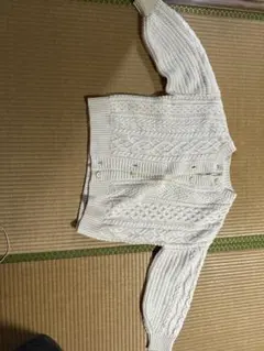 ホワイト ケーブルニット カーディガン