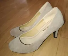 LIBERTYDOLL ベージュ スエード パンプス　23〜23.5