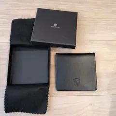 Porsche　ブラックレザー二つ折りカードケース エンブレム付き