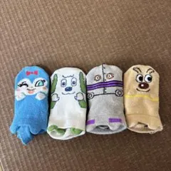 キャラクター柄キッズ靴下4足セット