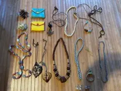 昭和　レトロ　アクセサリー　ブローチ　ネックレス