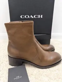 新品未使用 COACH ブラウン レザーブーツ